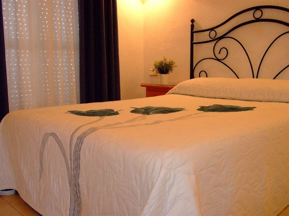 Hostal Juan De Austria II Aguadulce  Eksteriør bilde
